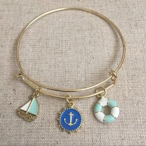 Fun In The Sun theme wire bangled bracelet